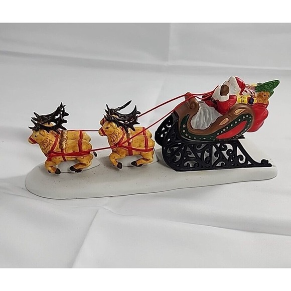 Lemax Village Collection #53157 1995 Porcelain Santa Sleigh Bound - Picture 8 of 10